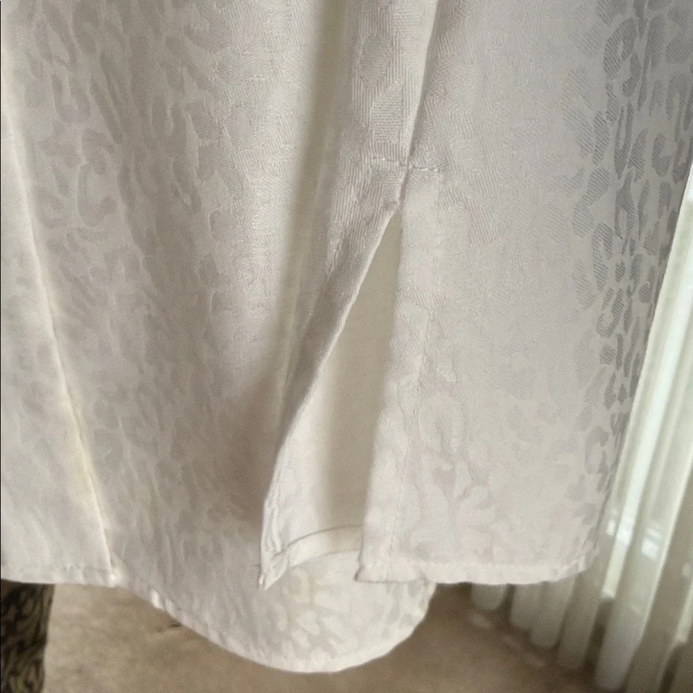 Foxcroft White Ruffle Blouse - Picture 8 of 10